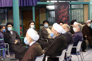 مراسم شام شهادت امام رضا(ع) و بزرگداشت علامه حکیمی در حسینیه جماران-1