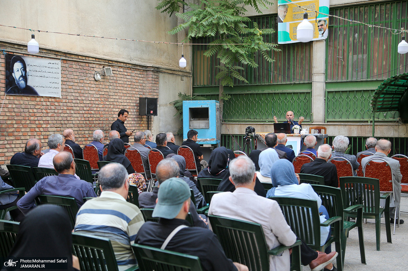 مراسم بزرگداشت شهید بهشتی (ره) در موسسه دین و اقتصاد