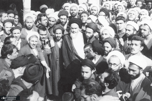 شهید آیت الله العظمی سید علی خامنه ای (ره) به روایت تصویر -1