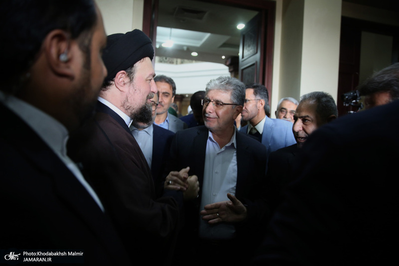 حاشیهتجدید میثاق رئیس و جمعی از نمایندگان مجلس شورای اسلامی با آرمان‌های امام خمینی(س)