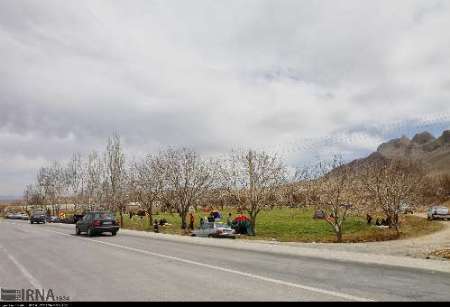 صفت طبیعت گرایی ایرانی