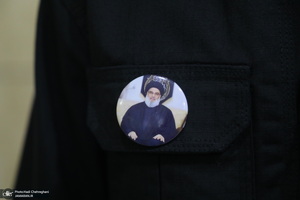 مراسم عزاداری شهادت سید حسن نصرالله (ره) در قم‎ - پرتره سید حسن نصرالله