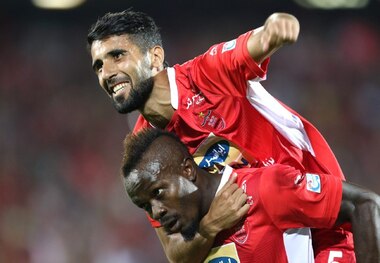 باشگه پرسپولیس: باید مذاکراتمان را با بشار در روزنامه‌ها آگهی کنیم
