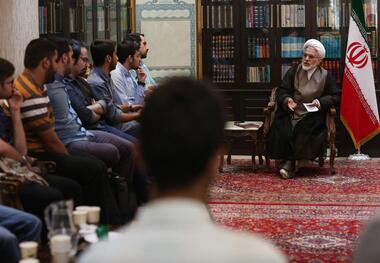 عبدالله نوری: بدنه اجتماعی رئیس جمهور  در حال نگاه کردن به او و عملکردش هستند
