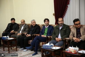 دیدار مدیرعامل، معاونان و جمعی از کارکنان  هواپیمایی هما با سید حسن خمینی