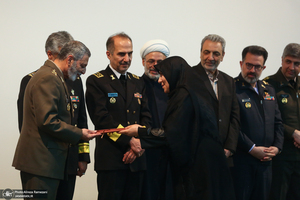 مراسم تجلیل از پرستاران و دانشجویان نمونه دانشکده پرستاری دانشگاه علوم پزشکی ارتش