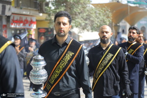 دسته عزاداری خادمین حرم حضرت معصومه (س) در روز شهادت امام رضا (ع)