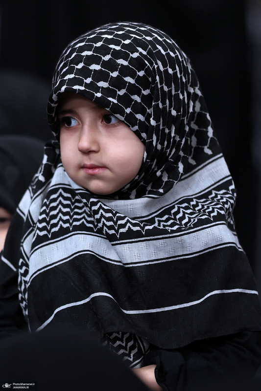 اولین شب مراسم عزاداری حضرت فاطمه‌زهرا (س) در حسینیه امام خمینی