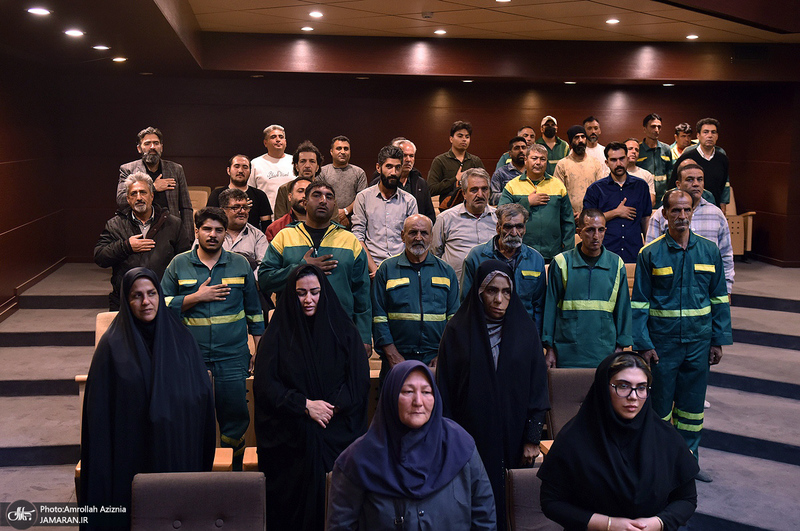 مراسم قدردانی از زحمات کارگران شهرداری حرم امام خمینی (س)