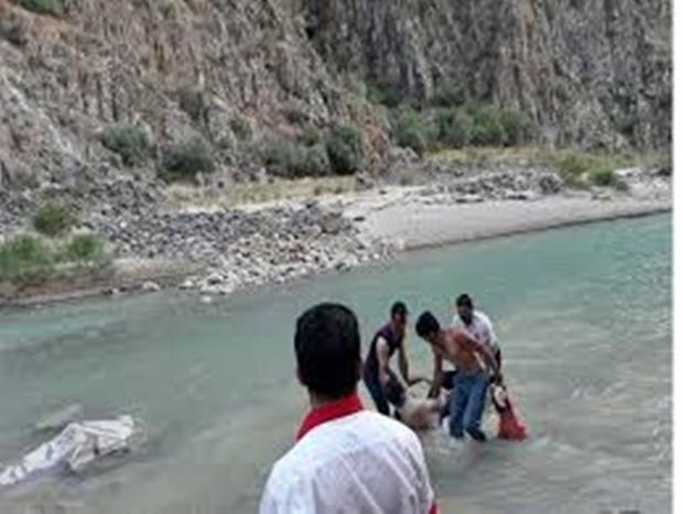 نوجوانی در رودخانه رستم آباد اردل غرق شد