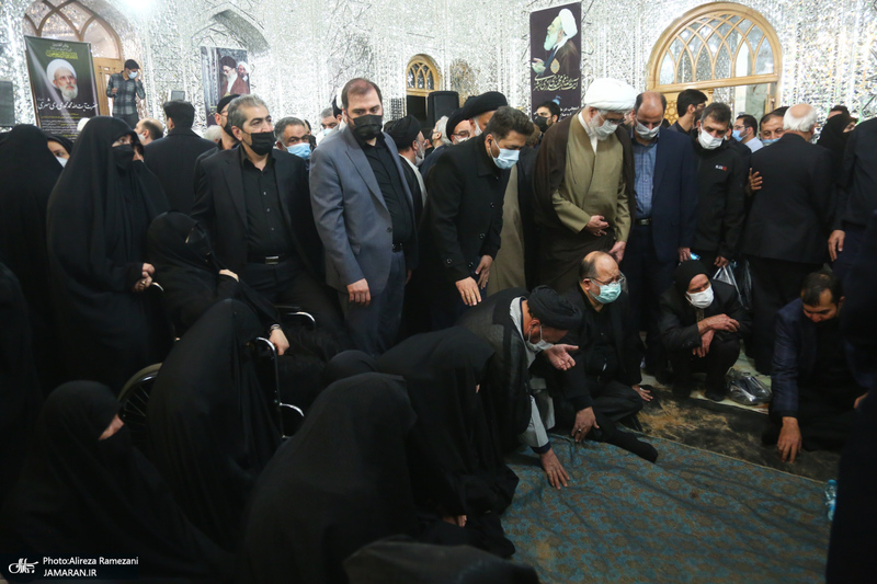 مراسم تشییع و خاکسپاری پیکر آیت الله ری شهری (ره) در حرم حضرت عبدالعظیم حسنی (ع)