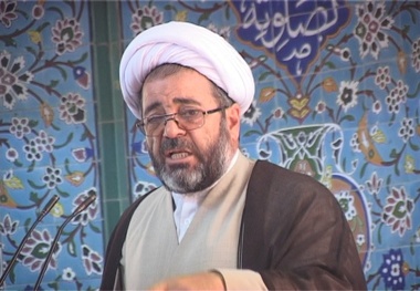 امام جمعه ملکان: سکوت مجامع حقوق بشری مهر تاییدی بر کشتار مسلمانان بی پناه میانمار است