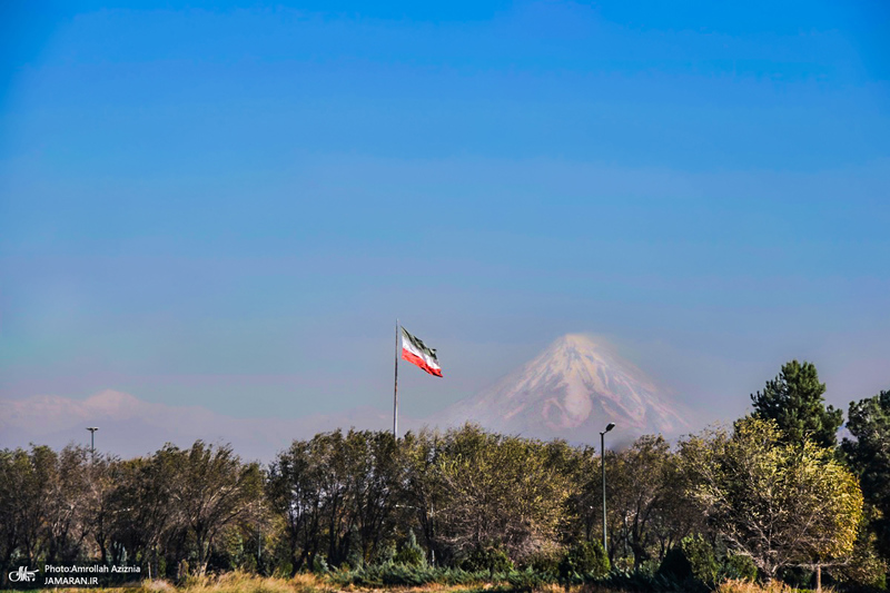تصاویری از حرم امام خمینی در روز هوای پاک تهران