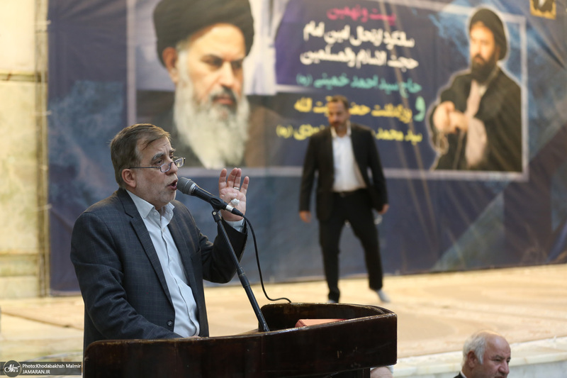 مراسم بیست‌و‌نهمین سالگرد ارتحال حاج سید احمد خمینی و بزرگداشت آیت‌الله بجنوردی در حرم امام