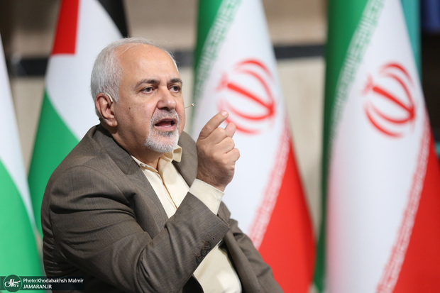 ظریف: هیچ اقدامی نمی‌تواند تصویر شکست ناپذیری اسرائیل را احیاء کند/ موضع‌گیری مقام معظم رهبری با عنایت به این واقعیت بود که کسی برای اسرائیل چتر نجات نیندازد/ اسرائیل به دنبال وادار کردن آمریکا به درگیری بزرگتر در منطقه است