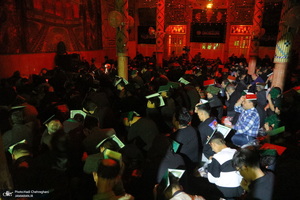 احیای شب بیست و یکم ماه رمضان در تکیه حاج سید حسن قم