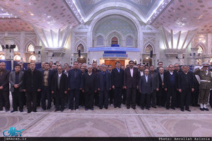 تجدید میثاق وزارتخانه ها، اصناف، نهادها، سازمان ها و اقشار مختلف مردم با آرمان های امام خمینی(س)-1