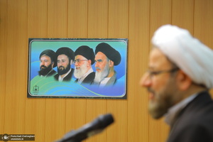 هشمتین نشست تبیین مکتب امام خمینی با عنوان «تاثیر مکتب فقهی امام خمینی (س) بر فقه سیاسی شیعه‎‎»