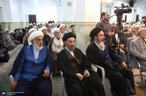 نشست علمی بررسی شخصیت و اندیشه تفسیری شهید آیت الله سید مصطفی خمینی