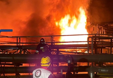 هلال احمر: حریق کارخانه لبنیات آمل مهار شد