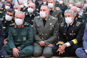 دیدار جمعی از فرماندهان ارشد نیروهای مسلح با فرمانده معظم کل قوا