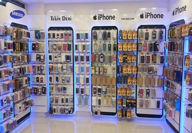 بازار آنلاین موبایل آرام است/ پلتفرم‌های معتبر تلاطم بازار موبایل را کم می‌کنند

