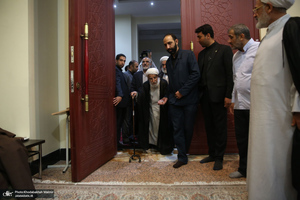 حاشیه تجدید میثاق هیأت رئیسه و اعضای مجلس خبرگان رهبری با آرمان های امام خمینی(س)