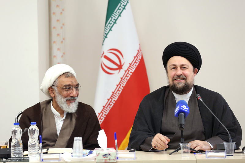 آیین رونمایی  از فصلنامه گواه در مرکز اسناد انقلاب اسلامی