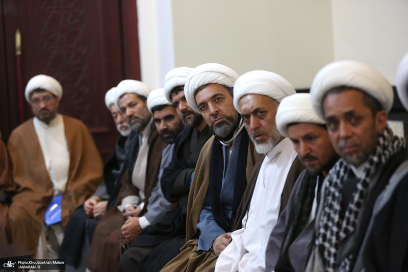 دیدار جمعی از طلاب پاکستانی با سید حسن خمینی