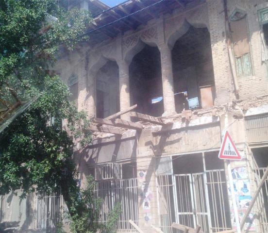 بخشی از بنای تاریخی خانه بچاری آبادان تخریب شد