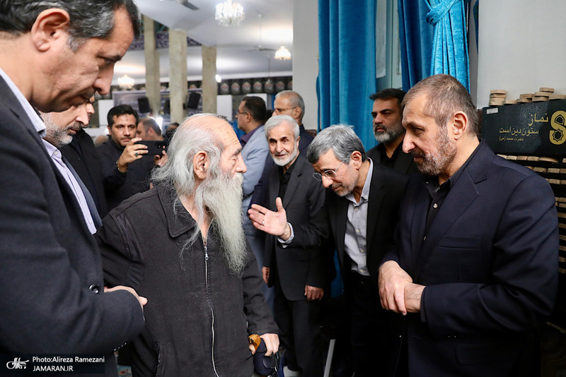 مراسم ختم خواهر محمود احمدی نژاد