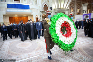 تجدید میثاق وزیر و معاونین وزارت امور خارجه با آرمان های امام خمینی (س)