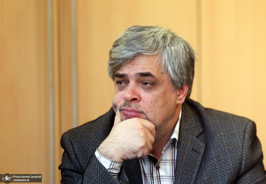 محمد مهاجری: لاریجانی کاندیدای انتخابات نمی شود