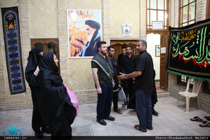 بازدید حجت الاسلام و المسلمین سید محمود دعایی از بیت امام در نجف