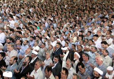 نخبگان نسبت به وضعیت کشور مسئول هستند