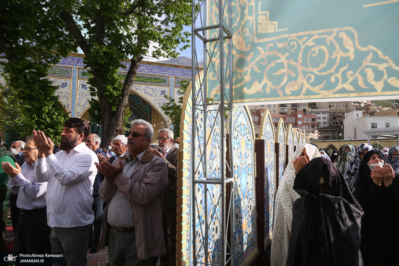 اقامه نماز عید سعید فطر در امام زاده قاسم (ع)