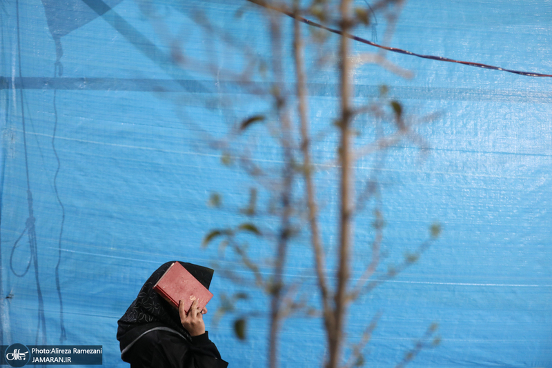 مراسم شب بیست و سوم ماه مبارک رمضان در امام زاده پنج تن لویزان