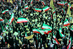 اجتماع باشکوه نوجوانان آرمانی لشکر قدس در حرم مطهر امام خمینی (س)