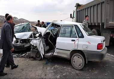 دو حادثه رانندگی در استان اصفهان 12 مصدوم برجای گذاشت