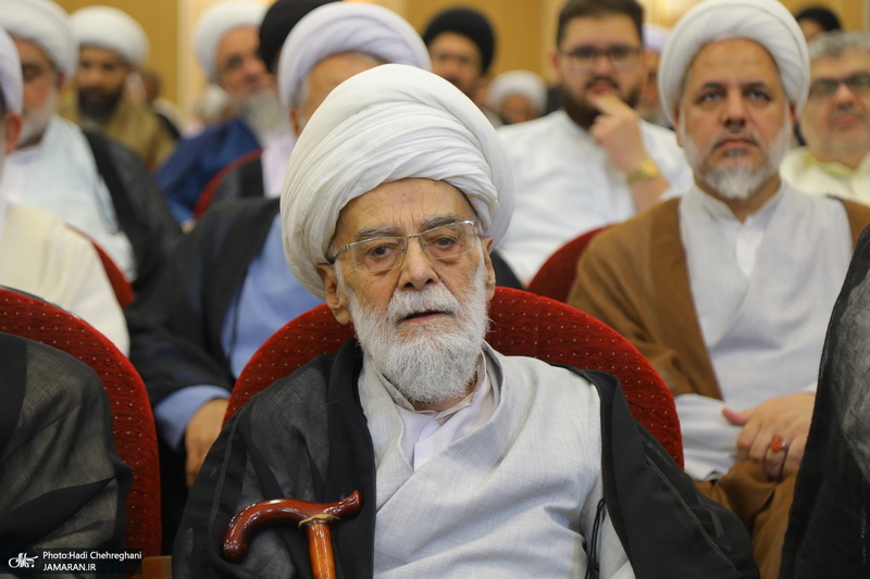 پیش همایش مرجع مجاهد در قم