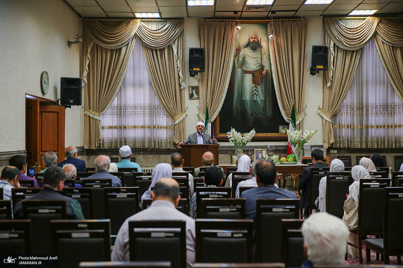 مراسم بزرگداشت امام خمینی (س) در آدریان زرتشتیان