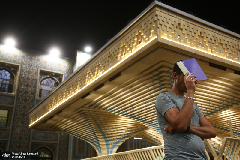 مراسم دعا و احیای شب بیست و یکم ماه رمضان در حرم امام رضا(ع)