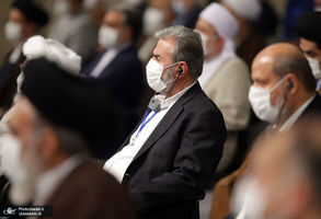 دیدار میهمانان کنفرانس وحدت اسلامى‌ و جمعی از مسئولان نظام با رهبر معظم انقلاب