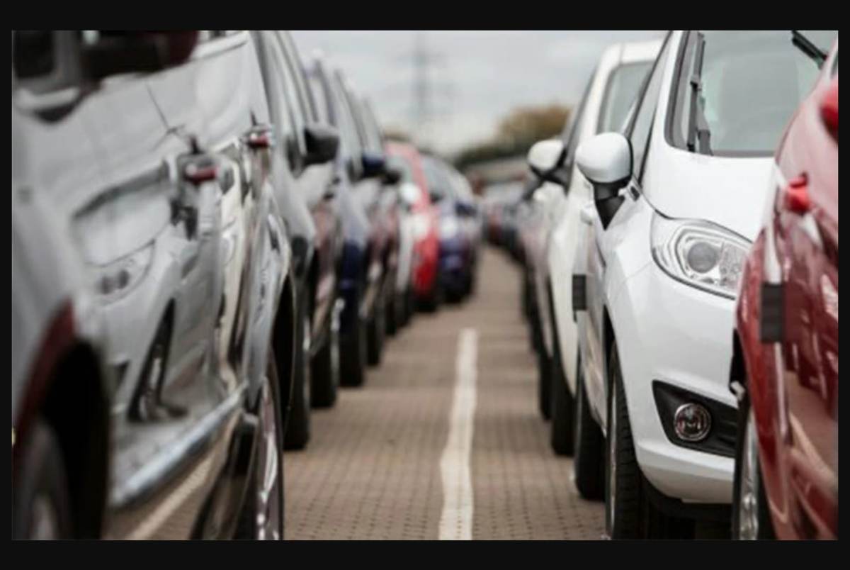 پیش‌بینی واردات 100 هزار خودرو به کشور در سال آینده + جزییات