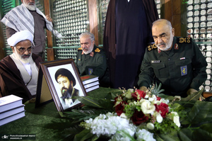 تجدید میثاق فرماندهان ارشد سپاه پاسداران انقلاب اسلامی با آرمان های امام خمینی (س)-2