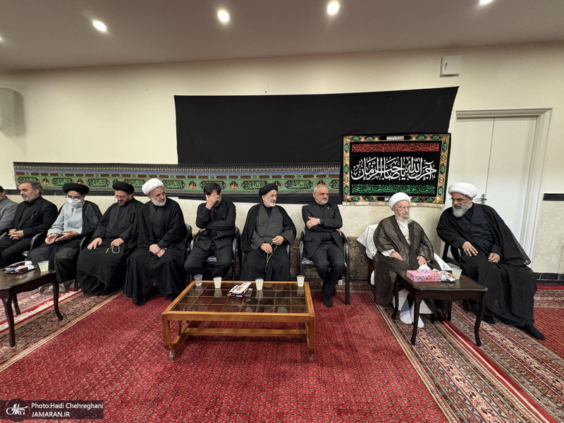 مراسم عزاداری روز تاسوعای حسینی در بیوت مراجع و علماء‎