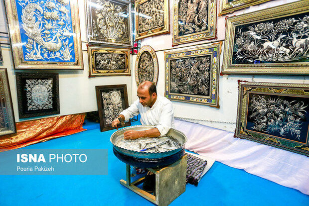 فروش بیش از یک میلیارد تومانی صنایع دستی در نهمین نمایشگاه ملی صنایع دستی تبریز