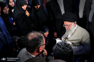 دیدار جمعی از شاعران و اهالی فرهنگ و ادب با رهبر معظم انقلاب