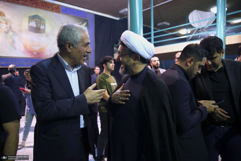 مراسم تشییع مرحوم آیت الله آقای حاج شیخ حسین هاشمیان در حسینیه جماران -2