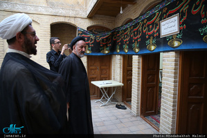بازدید حجت الاسلام و المسلمین سید محمود دعایی از بیت امام در نجف
